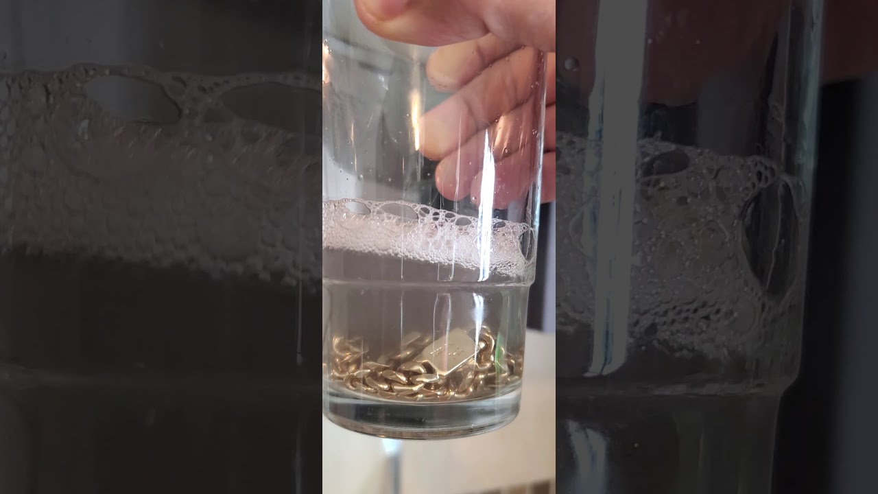 como limpiar una cadena de oro